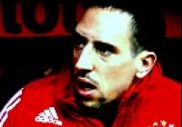 Ribéryt megbüntették, a Liverpool a harmadosztályból erősített